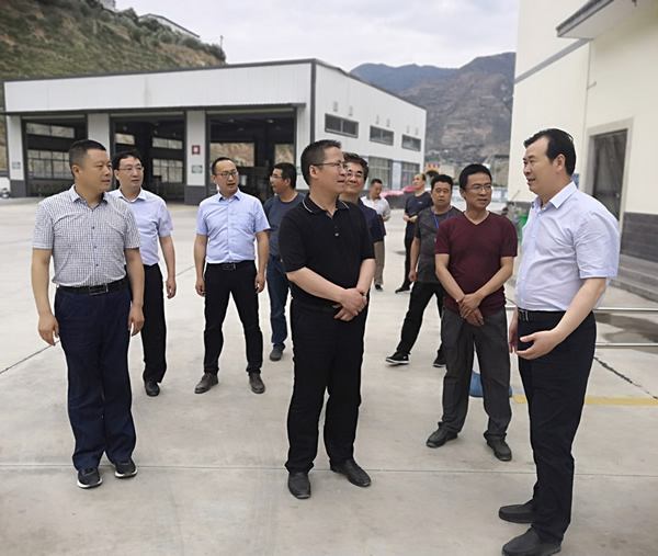 隴南市委常委、組織部部長楊郃調(diào)研指導(dǎo)市龍江城鄉(xiāng)發(fā)展集團(tuán)公司黨建工作
