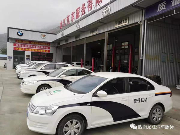 金錘鈑金，銀槍噴漆！龍江汽修值得信賴！